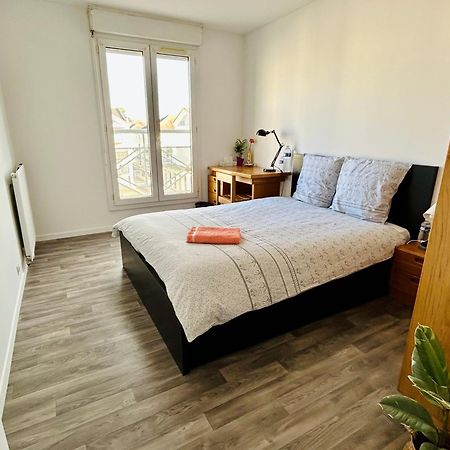 Jolie Chambre 3Minutes De La Gare Rer A بوسي سان جورْج المظهر الخارجي الصورة